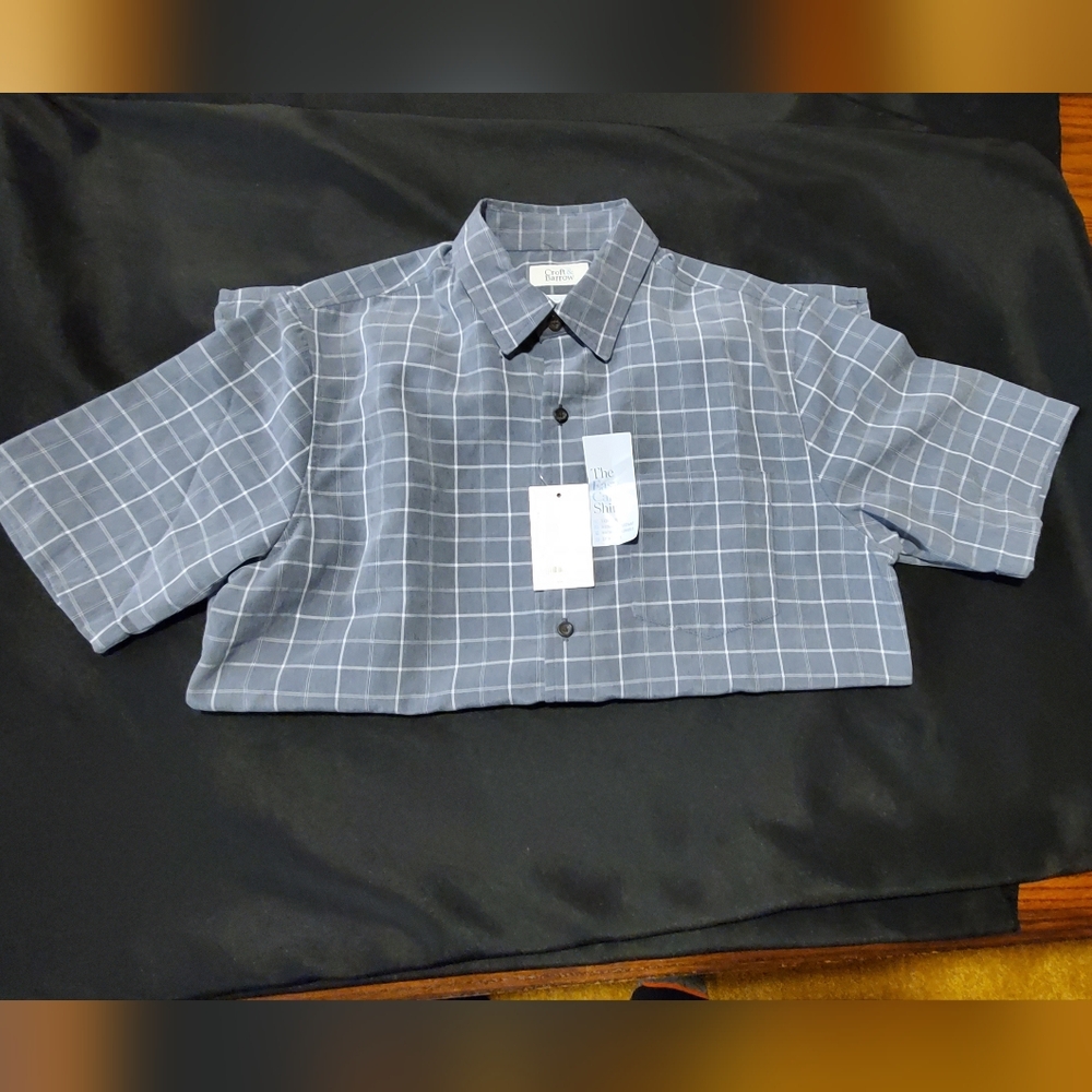 NWT Men's Croft and Barrow Short Sleeve Dress Shirt Size Sm Gray
